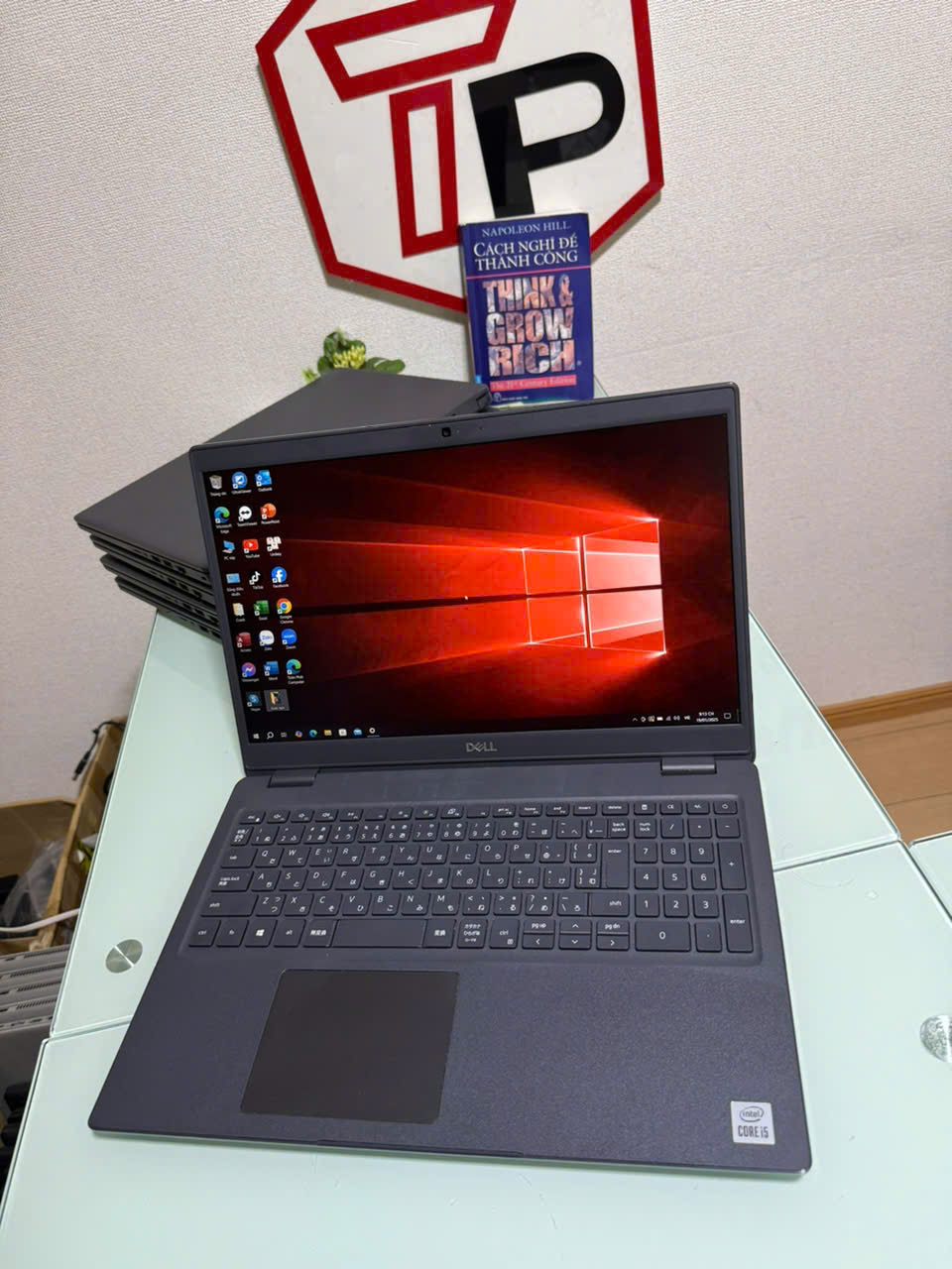 Toshiba Dynabook G83/HV / i5-1135G7 (up to 4.2Ghz | 4 nhân 8 luồng